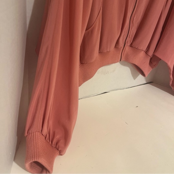 St. John Silk Full Zip Collared Bat Wing Bomber Jacket  Cardigan Mauve Size XL. - Picture 5 of 16